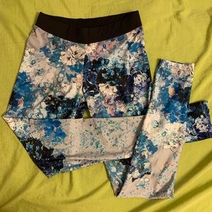 H&M Blue Water Color Design Print Leggings